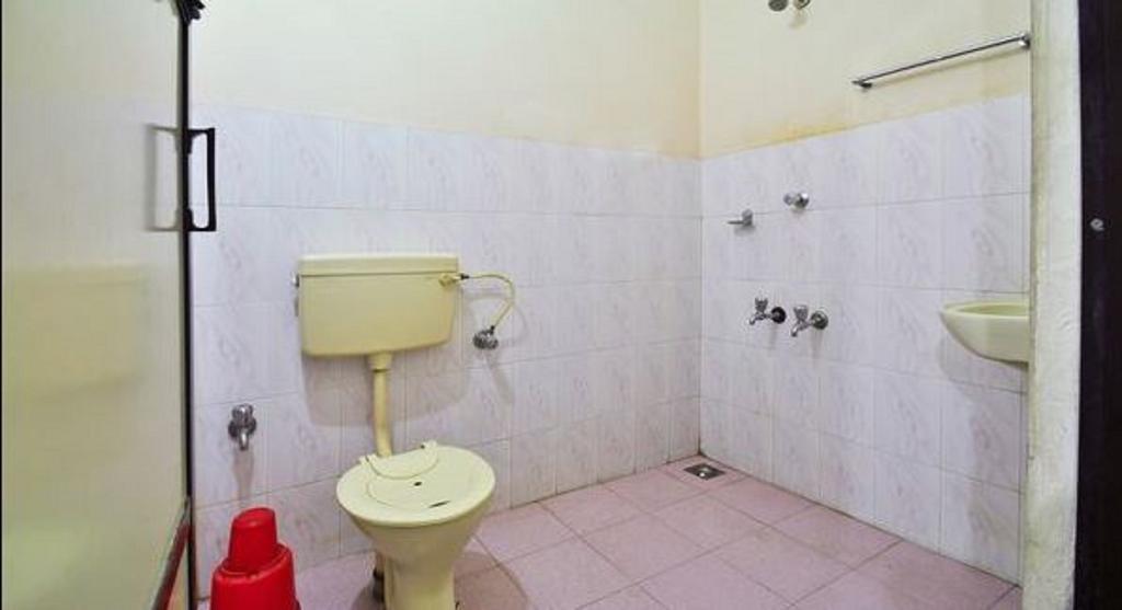 فندق سرينيفاس Kochi المظهر الخارجي الصورة