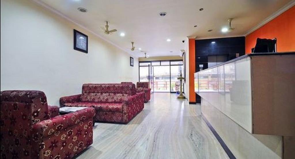 فندق سرينيفاس Kochi المظهر الخارجي الصورة
